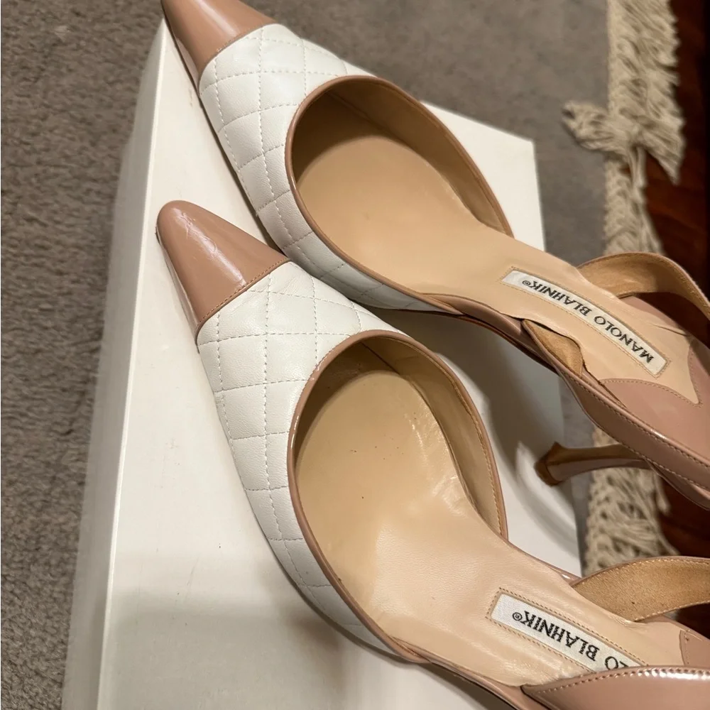 Manolo Blahnik Irie Slingback Pumps 40.5 US 10.5 Quilted Leather Cap Toe